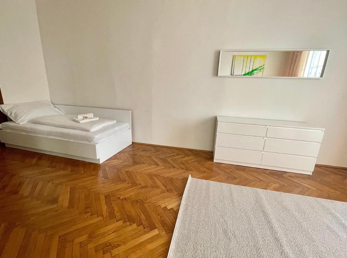 Apartment Zum Schlossberg - Top 1 Self Check-In Graz Kültér fotó